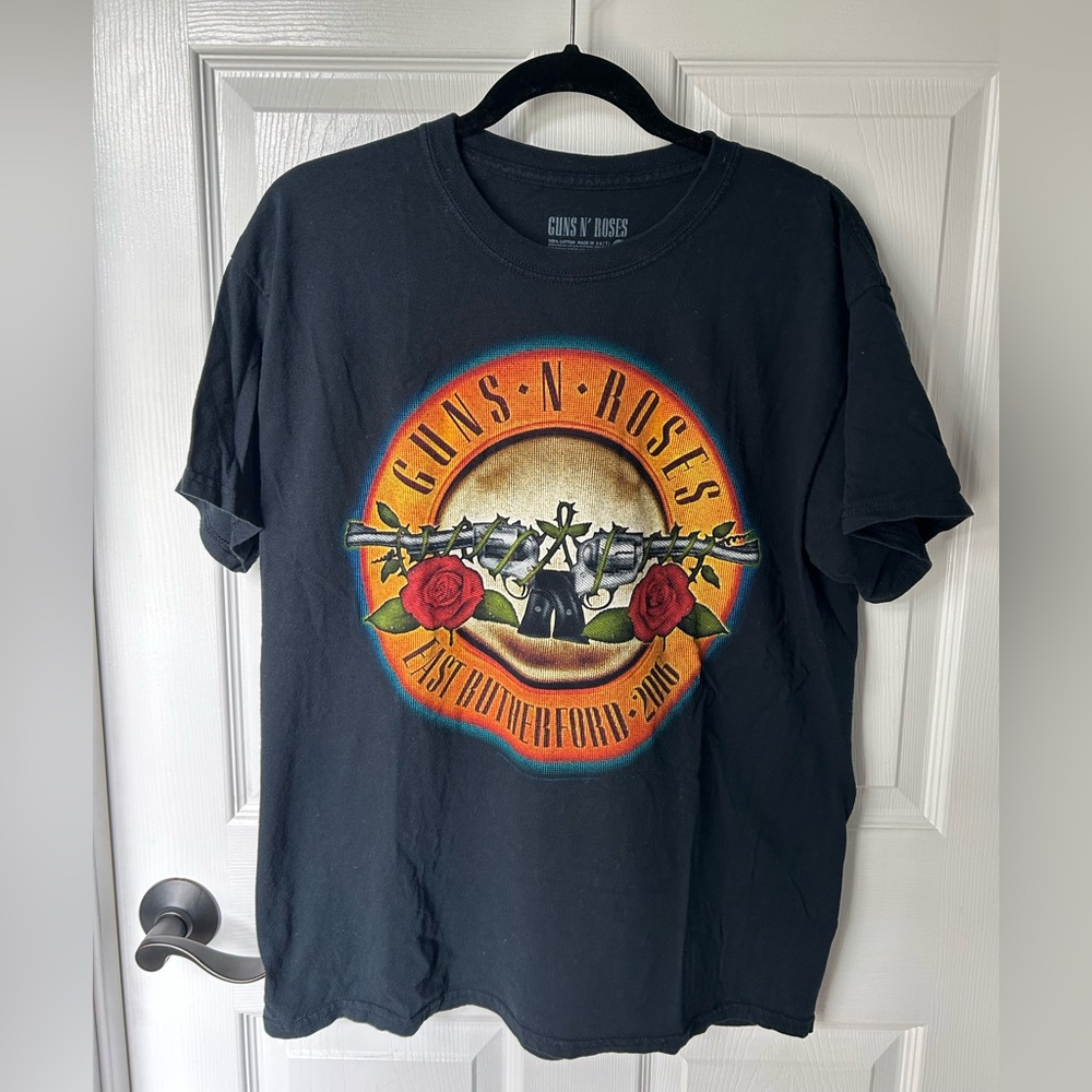 Guns N’ Roses “Not In This Lifetime” tour t-shirt